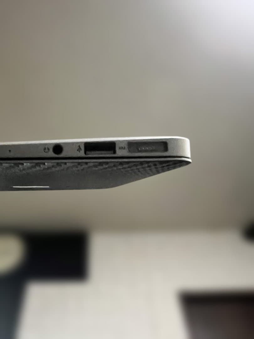 MacBook Air 2013 SSD240GB換装済 すぐ使える 充電器付