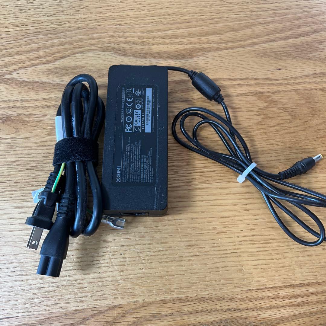 ⭐︎極美品⭐︎GIMI HALO 1080P ポータブルプロジェクター