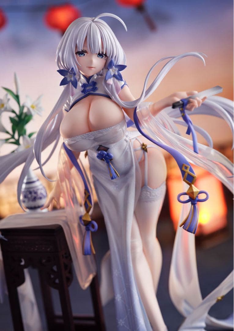 イラストリアス オトメユリの輝きVer. 1/7 フィギュア　アズールレーン