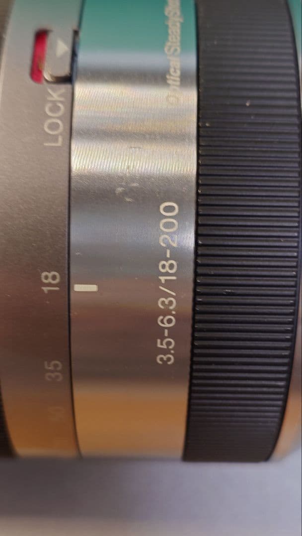 SONY Eマウント望遠ズームレンズ SEL18200