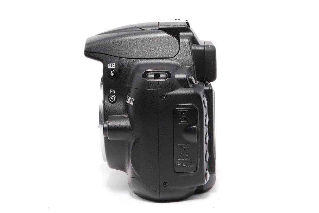 ◆元箱付き◆Nikon D5000◆一眼レフカメラ◆ショット数僅か◆付属品多数◆
