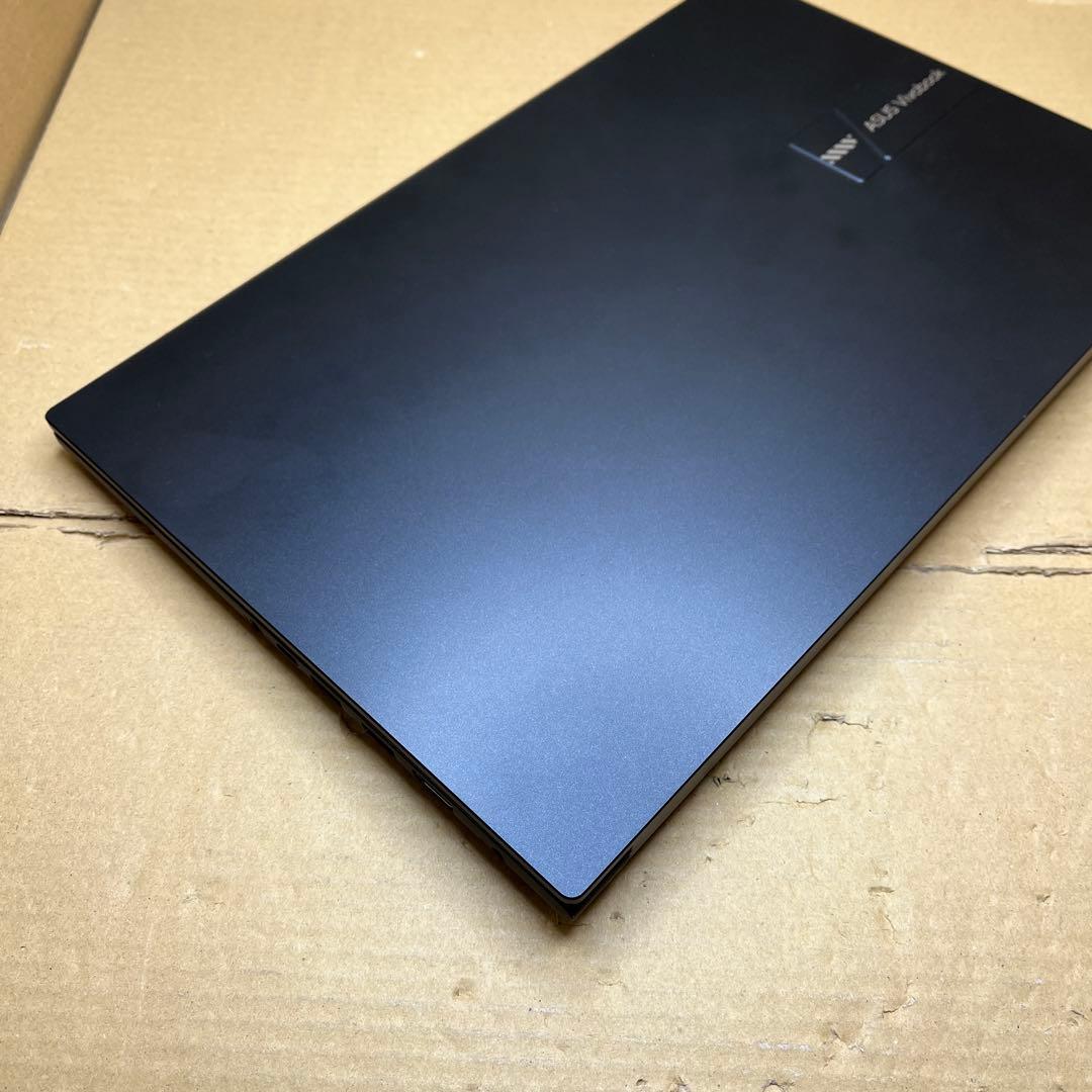 ASUS Vivobook 15.6インチ X1502VA-I7H161W