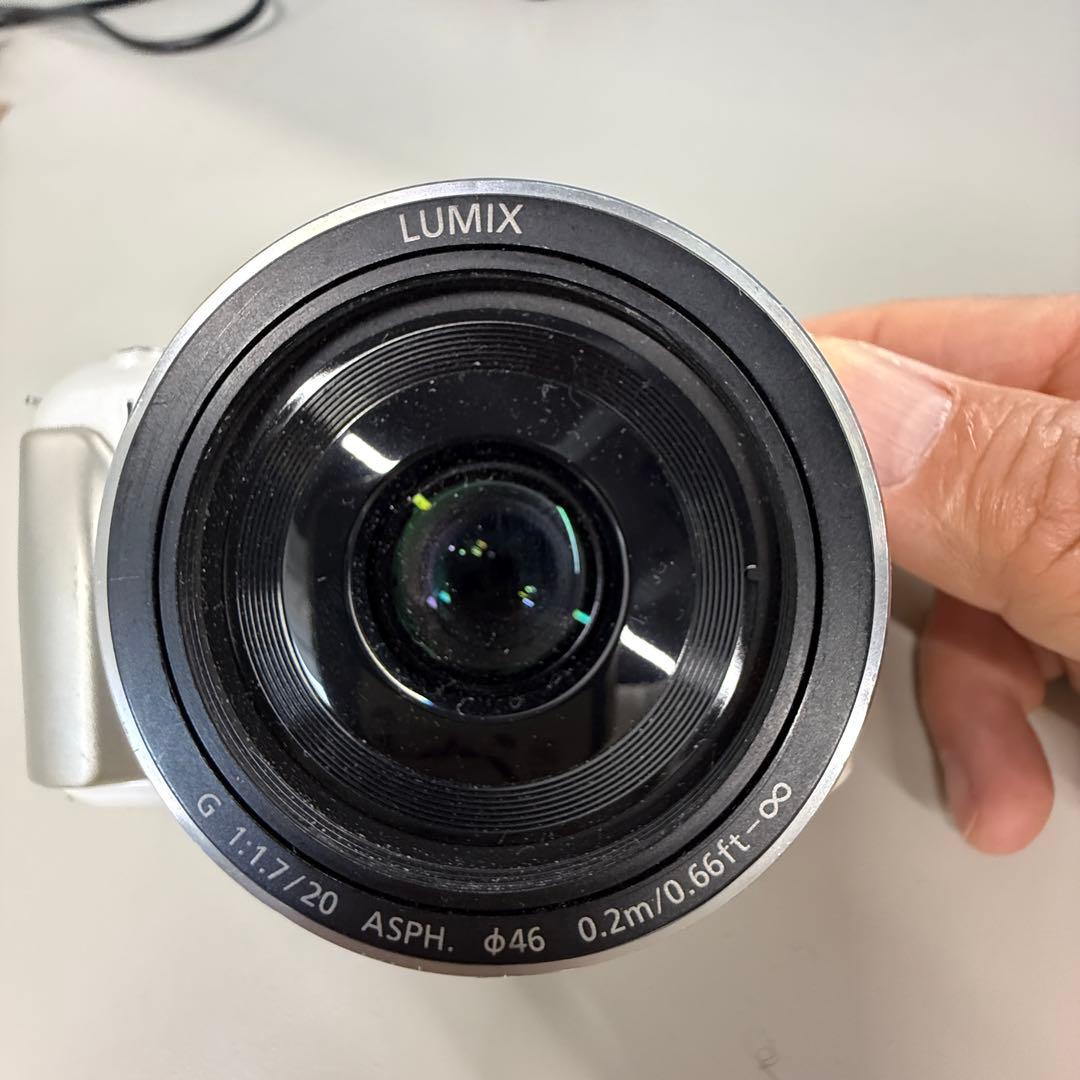 Panasonic GF5 ミラーレス一眼 20mm/f1.4レンズ付き