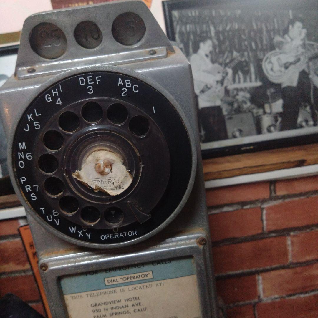 置物 antique USA telephone