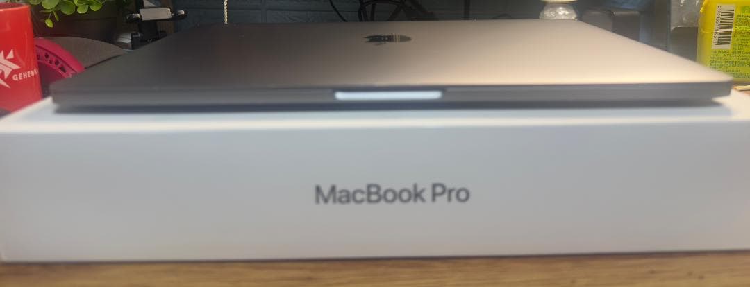Macbook Pro 13インチ M1 8G/256G USキーボード