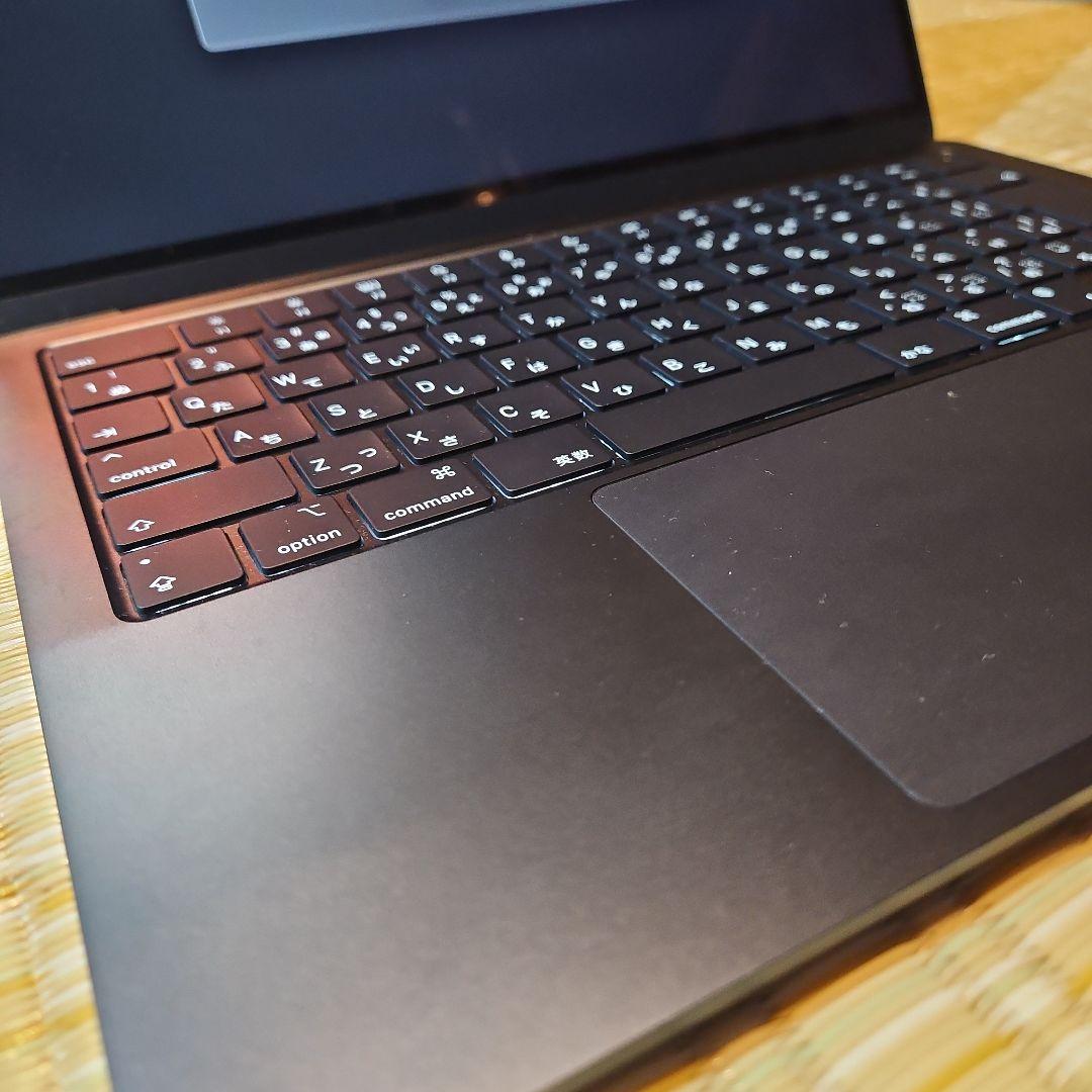 【美品】MacBookAir M2 8GB/256GB