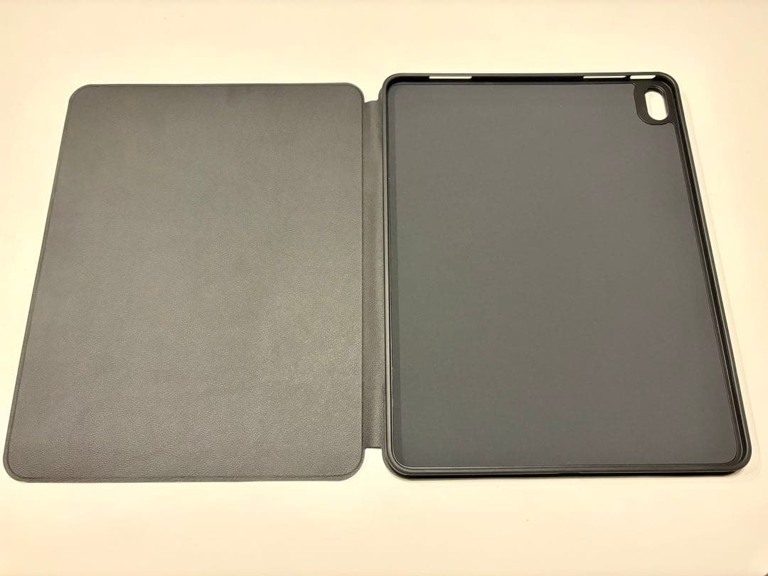ESR Shift Magnetic iPad Air 13 M2 ケース
