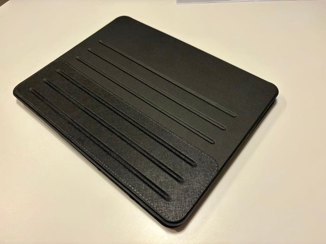 ESR Shift Magnetic iPad Air 13 M2 ケース