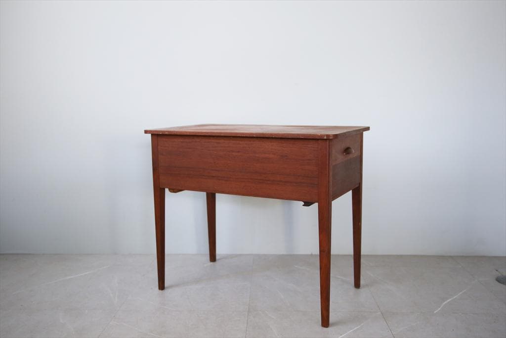 英国アンティーク木製ソーイングテーブル/裁縫箱/机/メイクボックス(92-54)