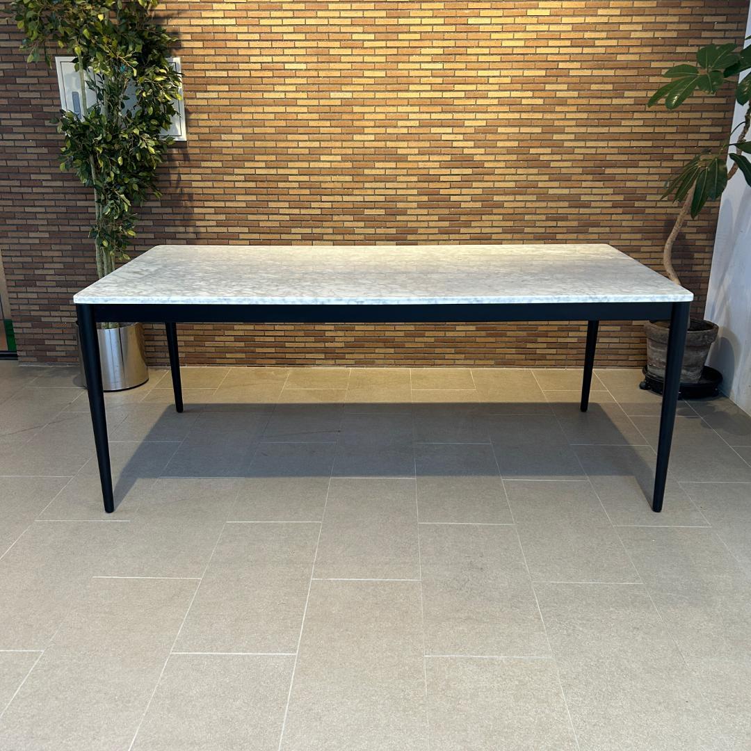 在庫一掃セール♥ＡＬＭＯＮＩＡ/アルモニア大理石ダイニングテーブル　幅１８０