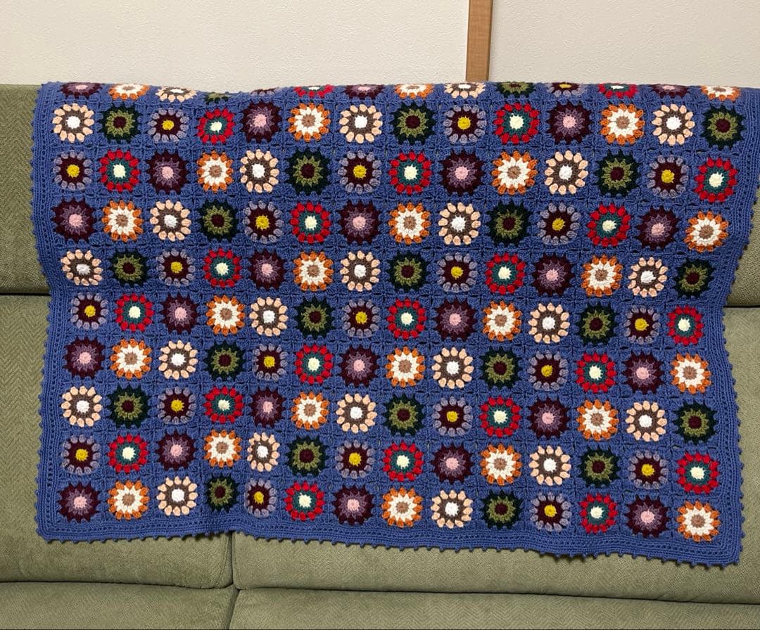 22.モチーフ編み　マルチカバー