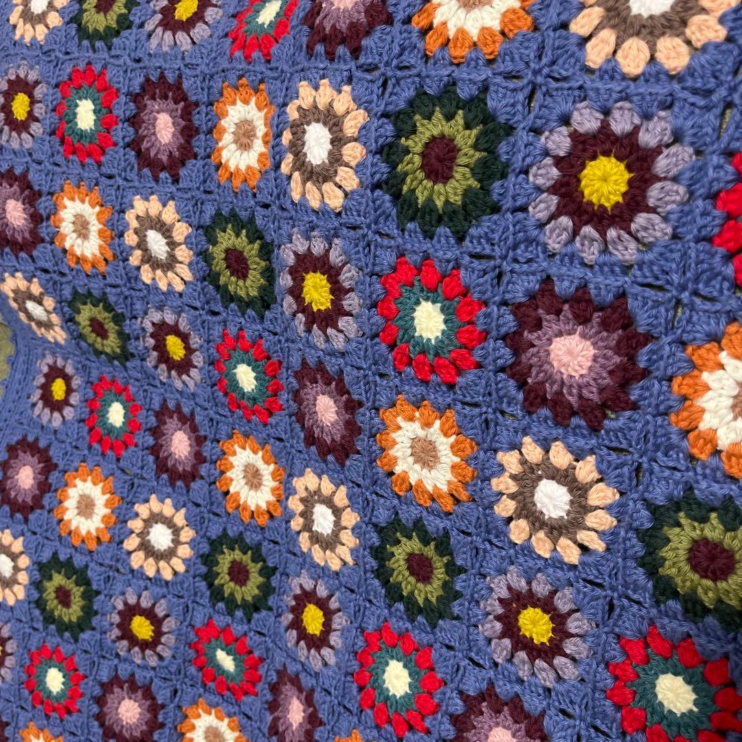 22.モチーフ編み　マルチカバー