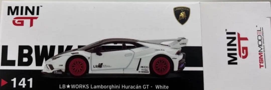 MINI GT ランボルギーニ　ウラカン　1/64 トイザらス限定