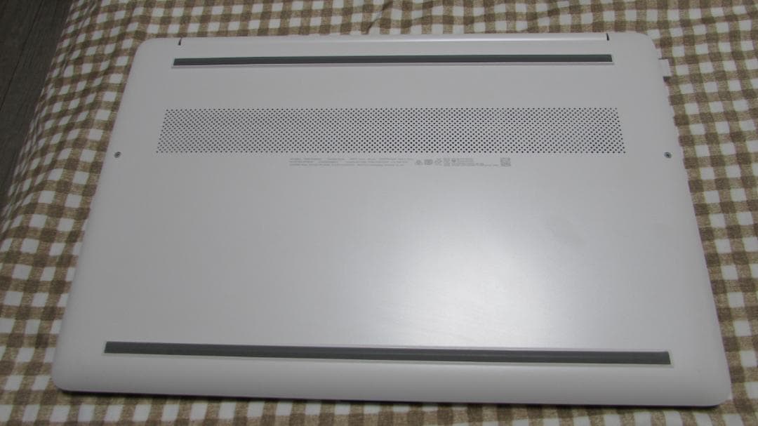 HP ノートPC 15.6インチ 15s-eq1132au