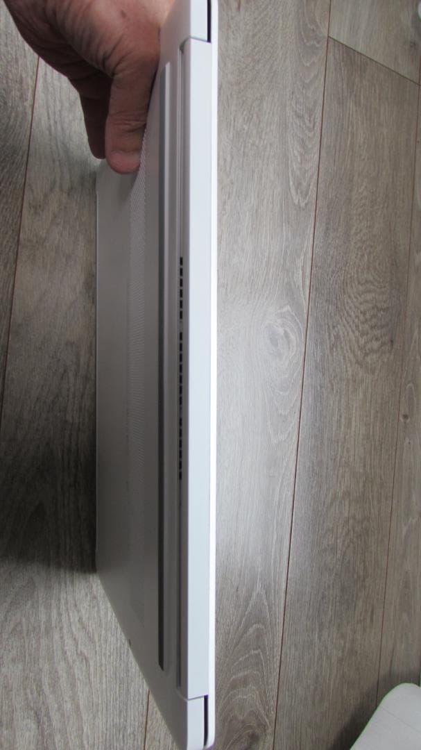 HP ノートPC 15.6インチ 15s-eq1132au