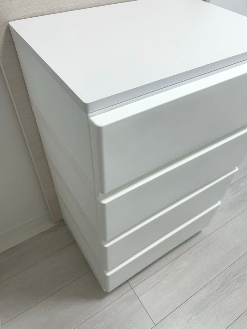 美品 衣装ケース チェスト 中が透けない 壁付き 収納 ワイド ホワイト