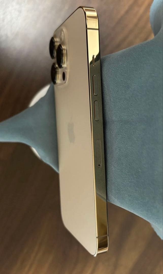 携帯電話本体 iPhone13pro 128gb