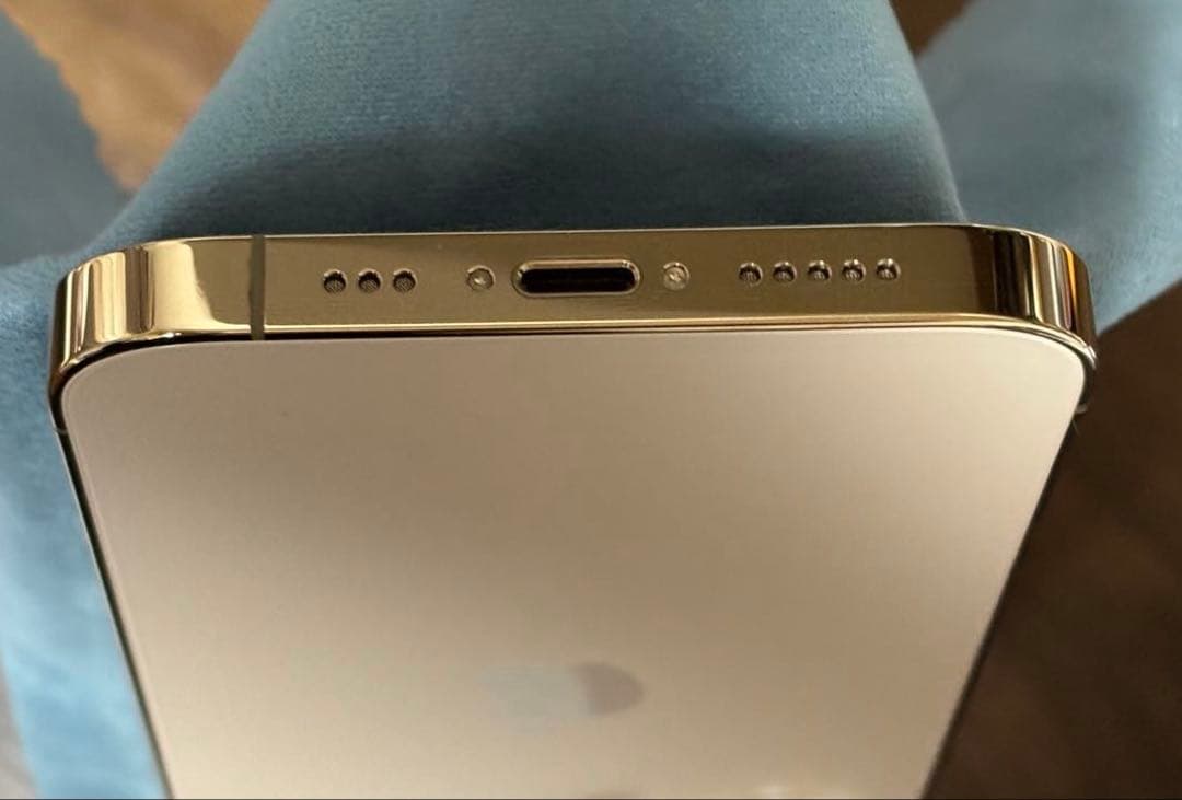 携帯電話本体 iPhone13pro 128gb