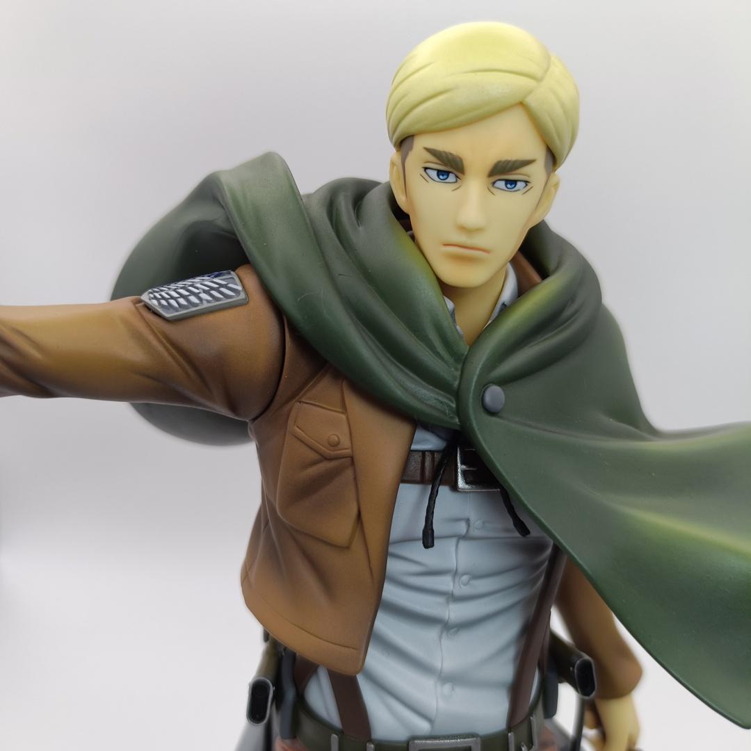 進撃の巨人 BRAVE-ACT 1/8 エルヴィン・スミス 千値練 フィギュア