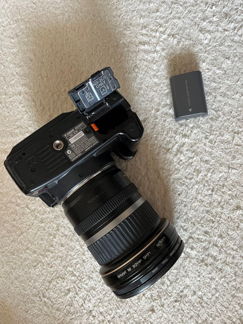 Canon デジタル一眼レフカメラ　DS126071 ジャンク品