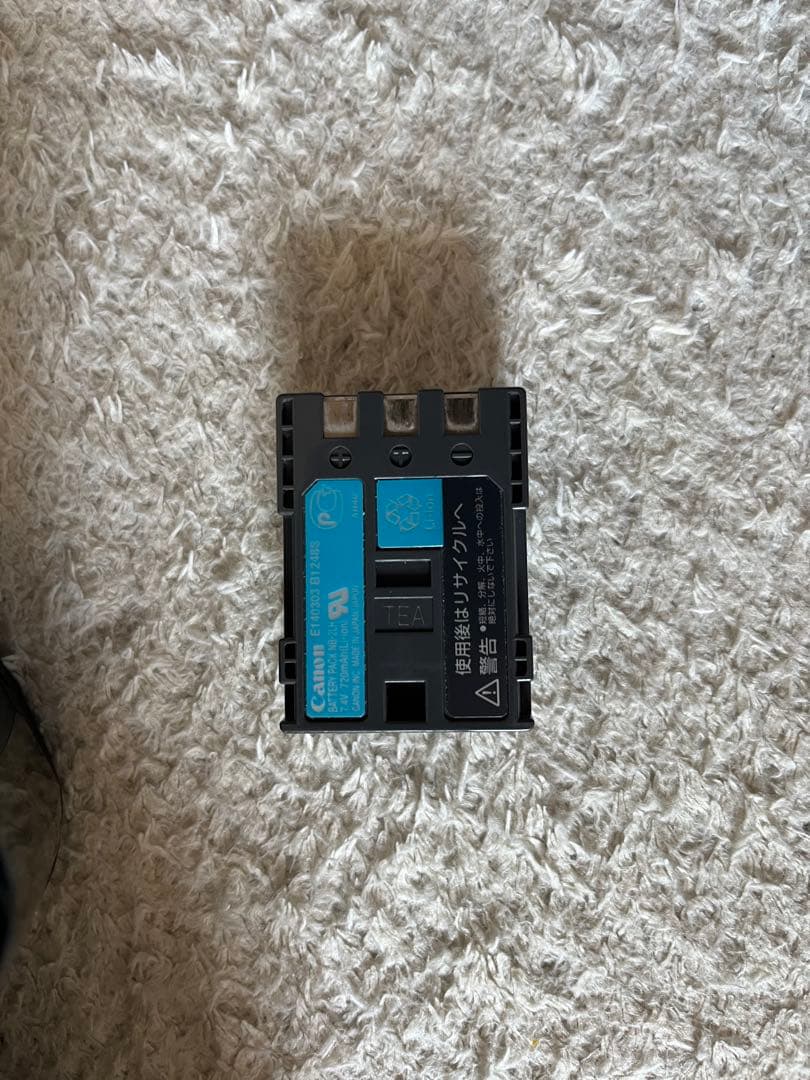 Canon デジタル一眼レフカメラ　DS126071 ジャンク品