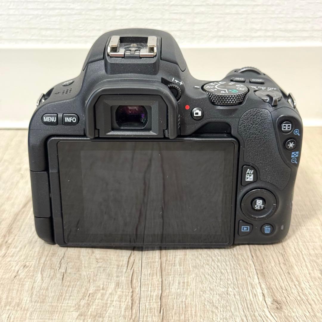 【美品】Canon｜EOS Kiss X9｜レンズキット｜デジタル一眼カメラ