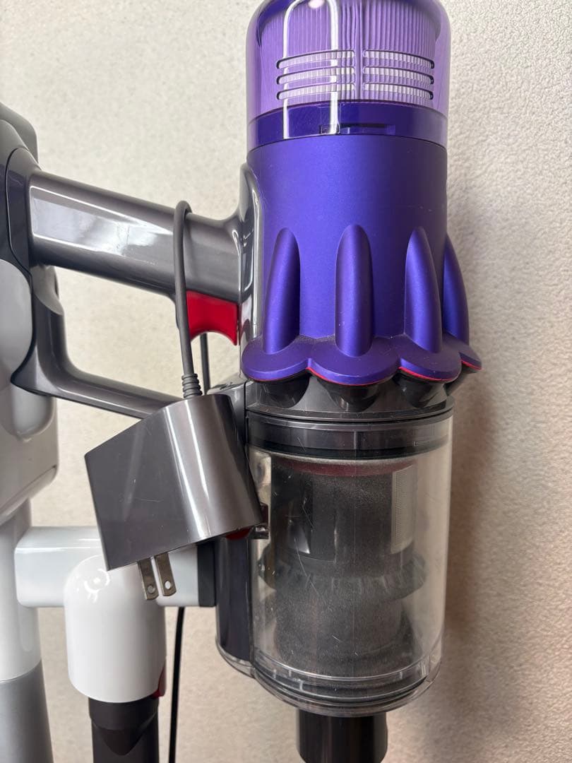 Dyson スティッククリーナー 本体 スタンド付き