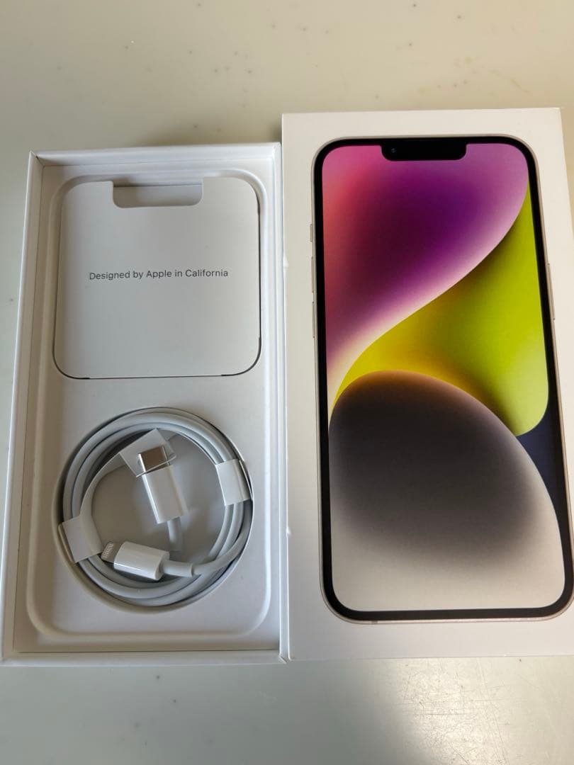 Apple iPhone 14 スターライト 256GB