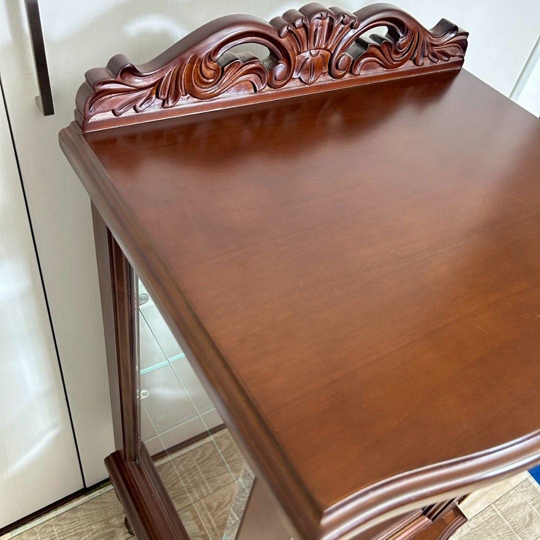 木製キャビネット 猫脚 アンティーク 彫刻 ガラスキャビネット 一点物 希少