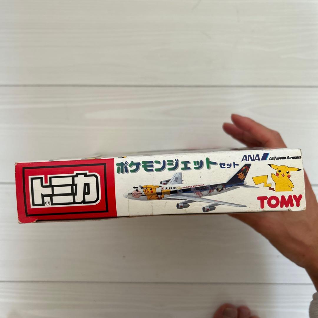 貴重　トミカ ポケモンジェットANA セット　トミー　ミニカー　訳あり