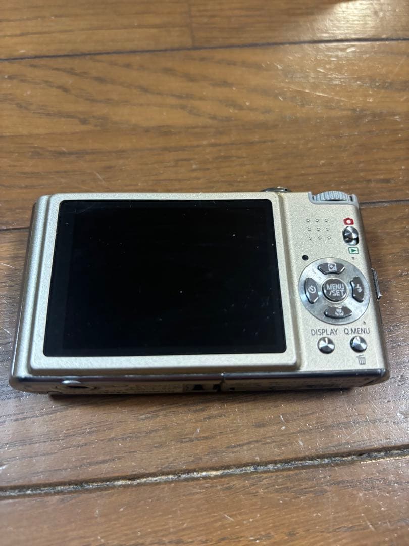Panasonic LUMIX FX40 デジタルカメラ