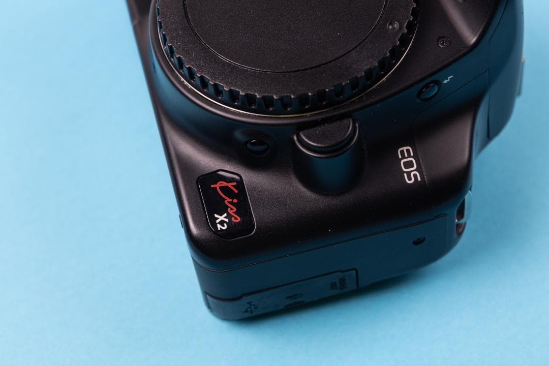 #401 - Canon キャノン EOS Kiss X2 ボディ