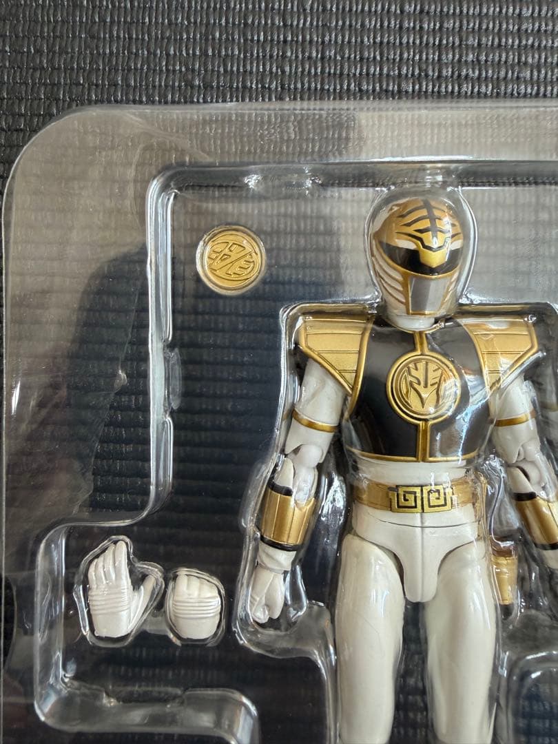 SHフィギュアーツ　キバレンジャー