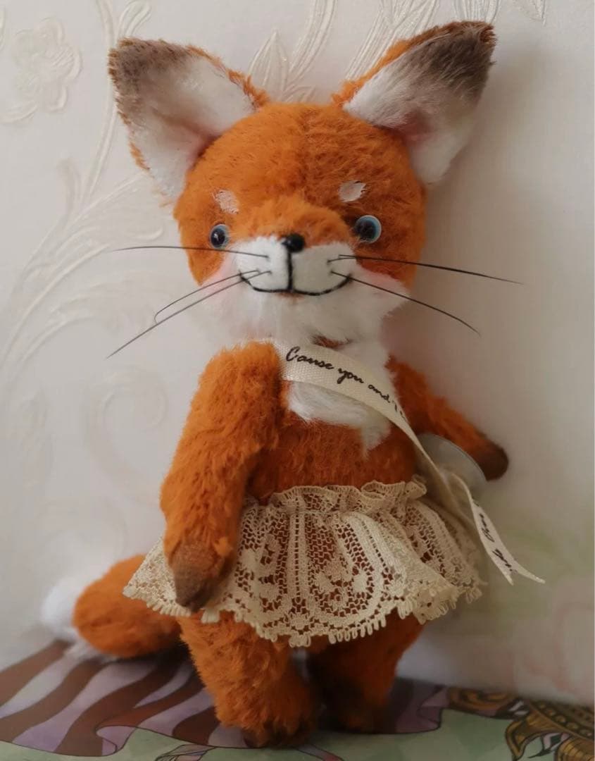 ドヤ顔のキツネちゃん アーティストベア 海外作家様 ハンドメイド ぬいぐるみ