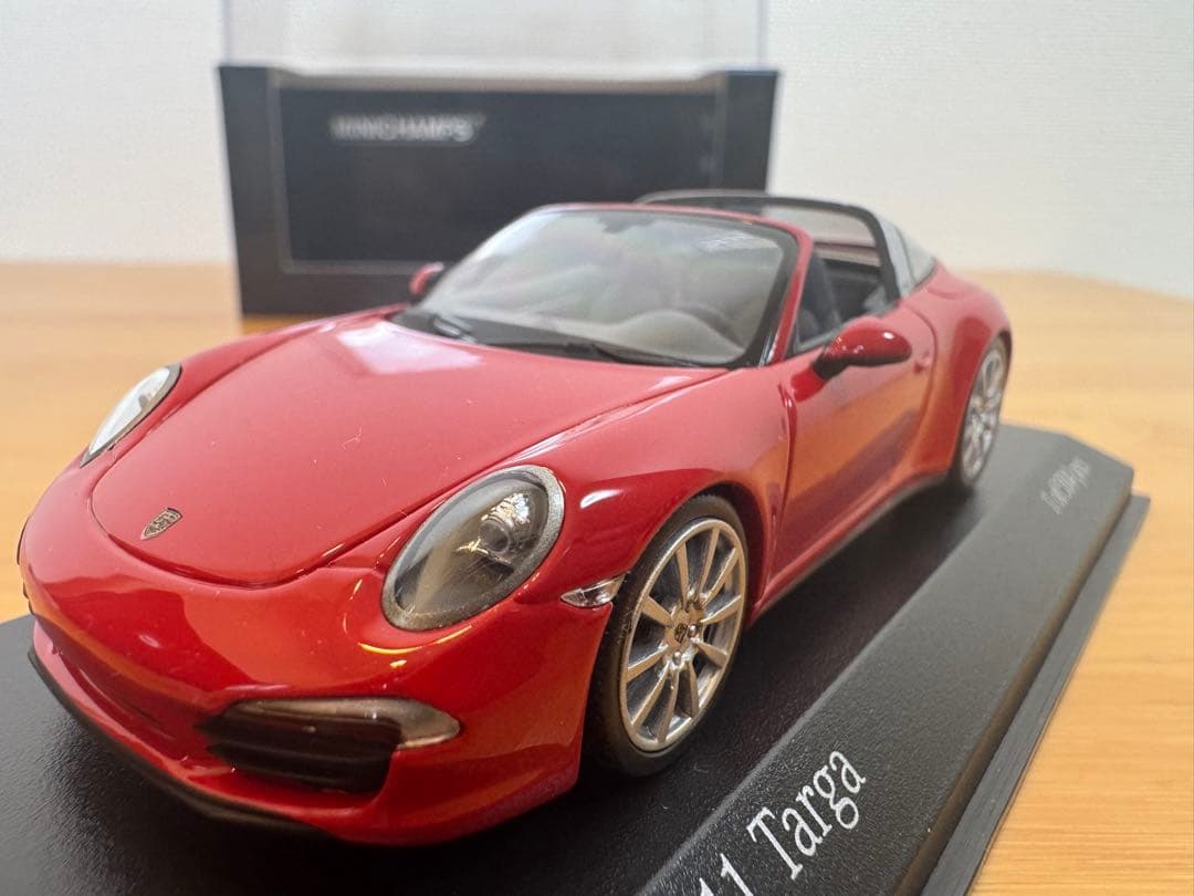 【MINICHAMPS】限定504台　Porsche 911 Targa