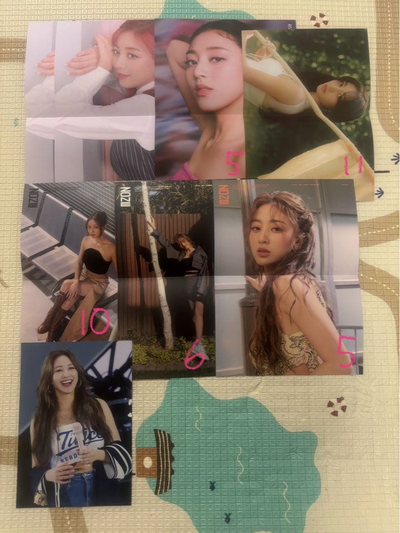 TWICE アルバム ポスター類 まとめ売り 359枚