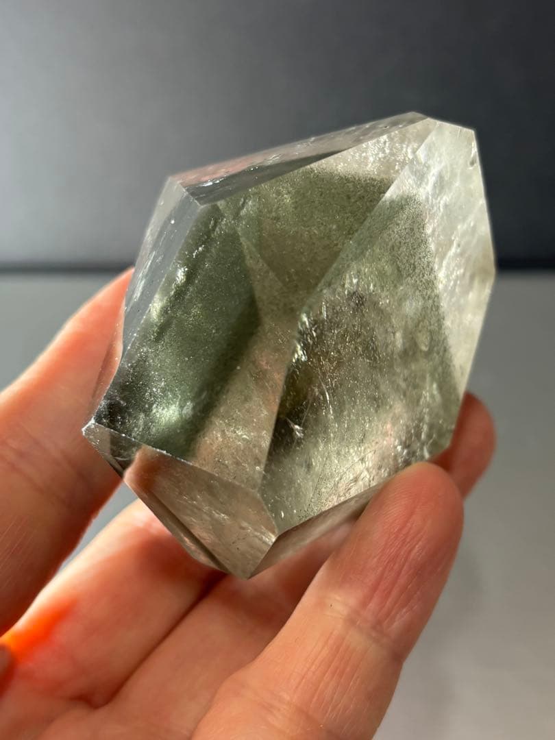 グリーンファントム　グリーンガーデン　フリーカット　151g 天然石