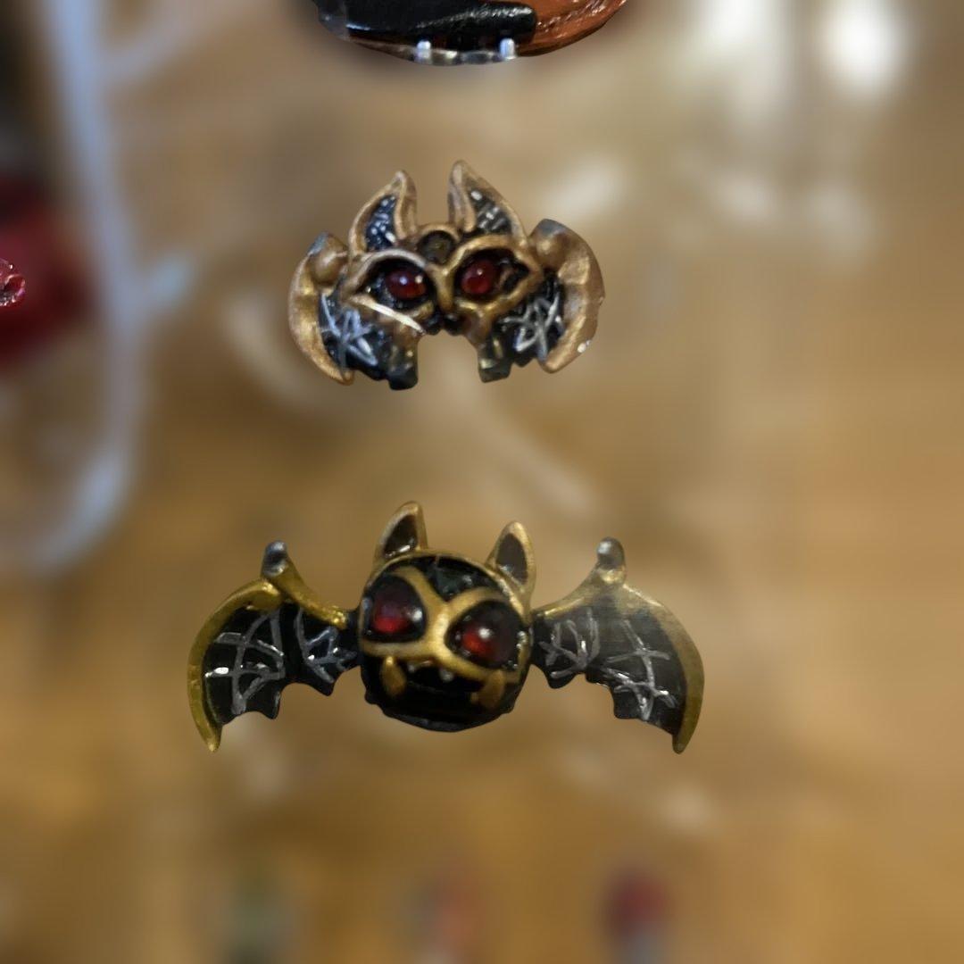 バンダイ　Vol. 50 仮面ライダー キバ　初回生産版　開封良品