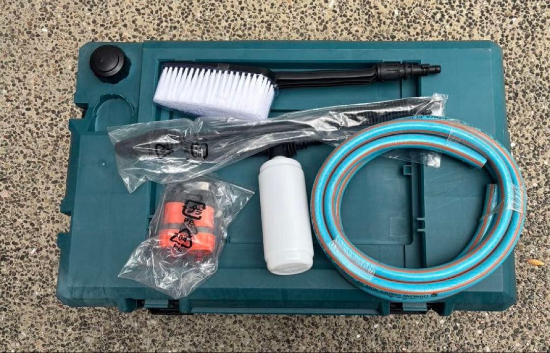 マキタ コードレス高圧洗浄機 MHW080D MAKITA ◆年末のお掃除に！