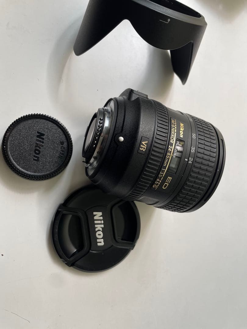 Nikon Afs 24-85 3..5-4.5 VR ED 美品