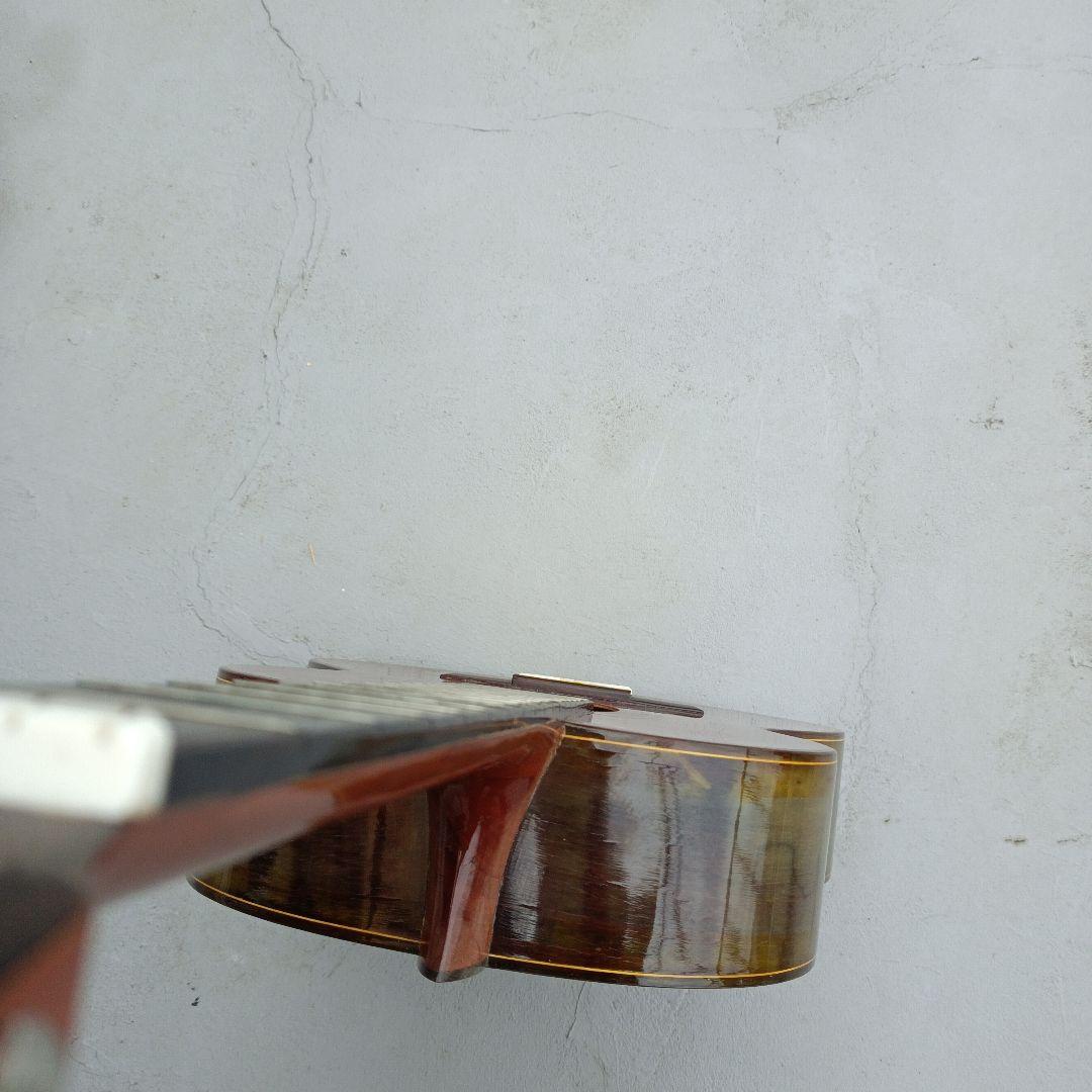 ハカランダ？？白濁大魔王！！ 春日楽器 蒔絵ラベルの「春日 G-306」