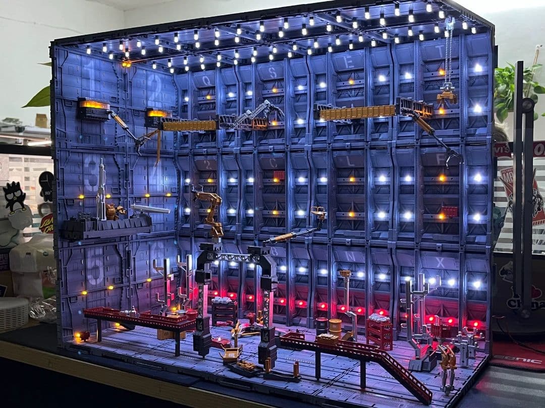 LEDライト付き多層ディスプレイケース