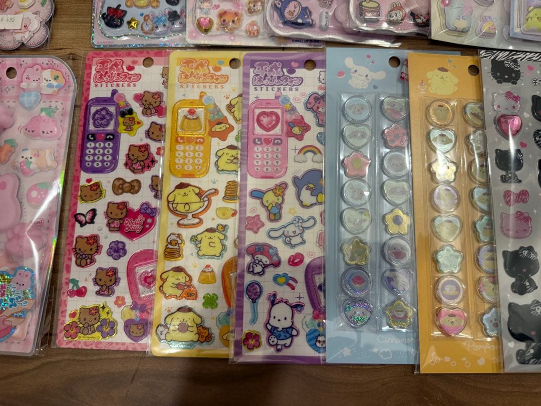 更新【正規品】ディズニープーさん、クラシック、たまごっち、サンリオ第二弾等60点