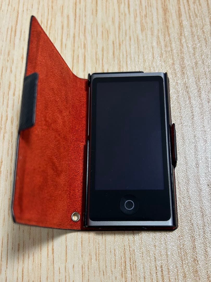 【美品】Apple iPod nano 第7世代