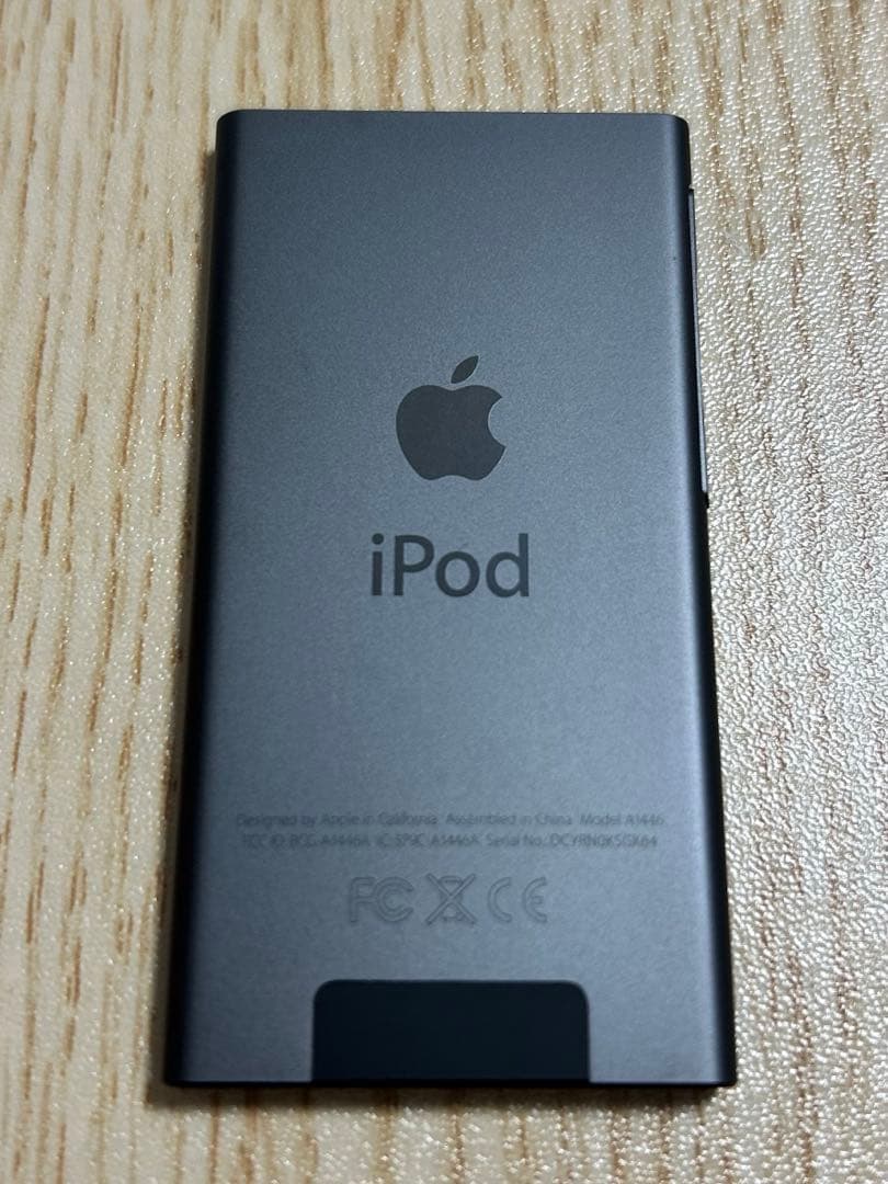 【美品】Apple iPod nano 第7世代