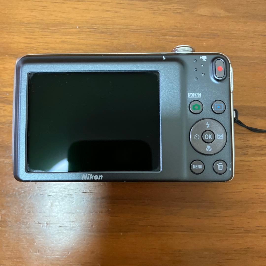 Nikon COOLPIX 7倍光学ズーム デジタルカメラ