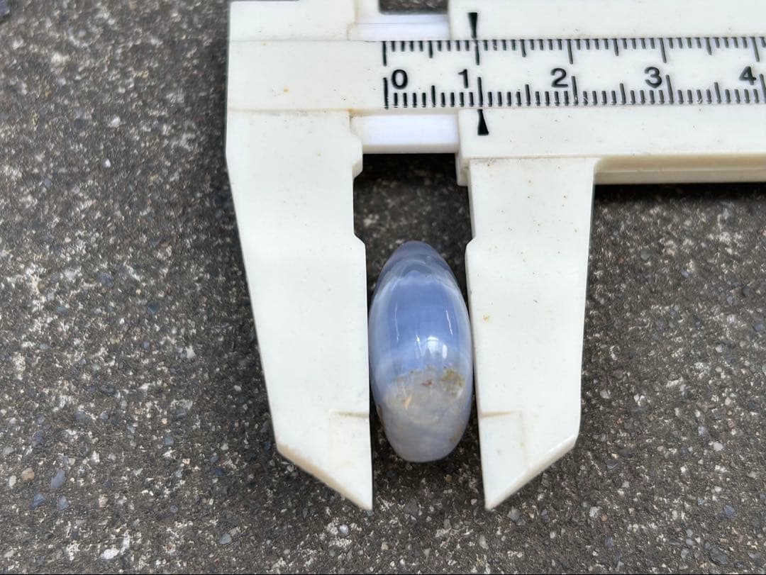 国産青瑪瑙 ドロップ型 錦石