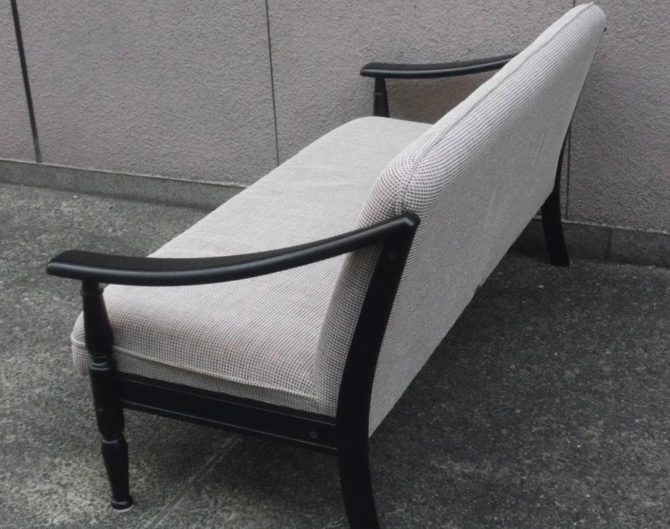 まあまあ美品　カリモク　ソファ　チターノ　幅145cm　２人掛け 〜 ３人掛け