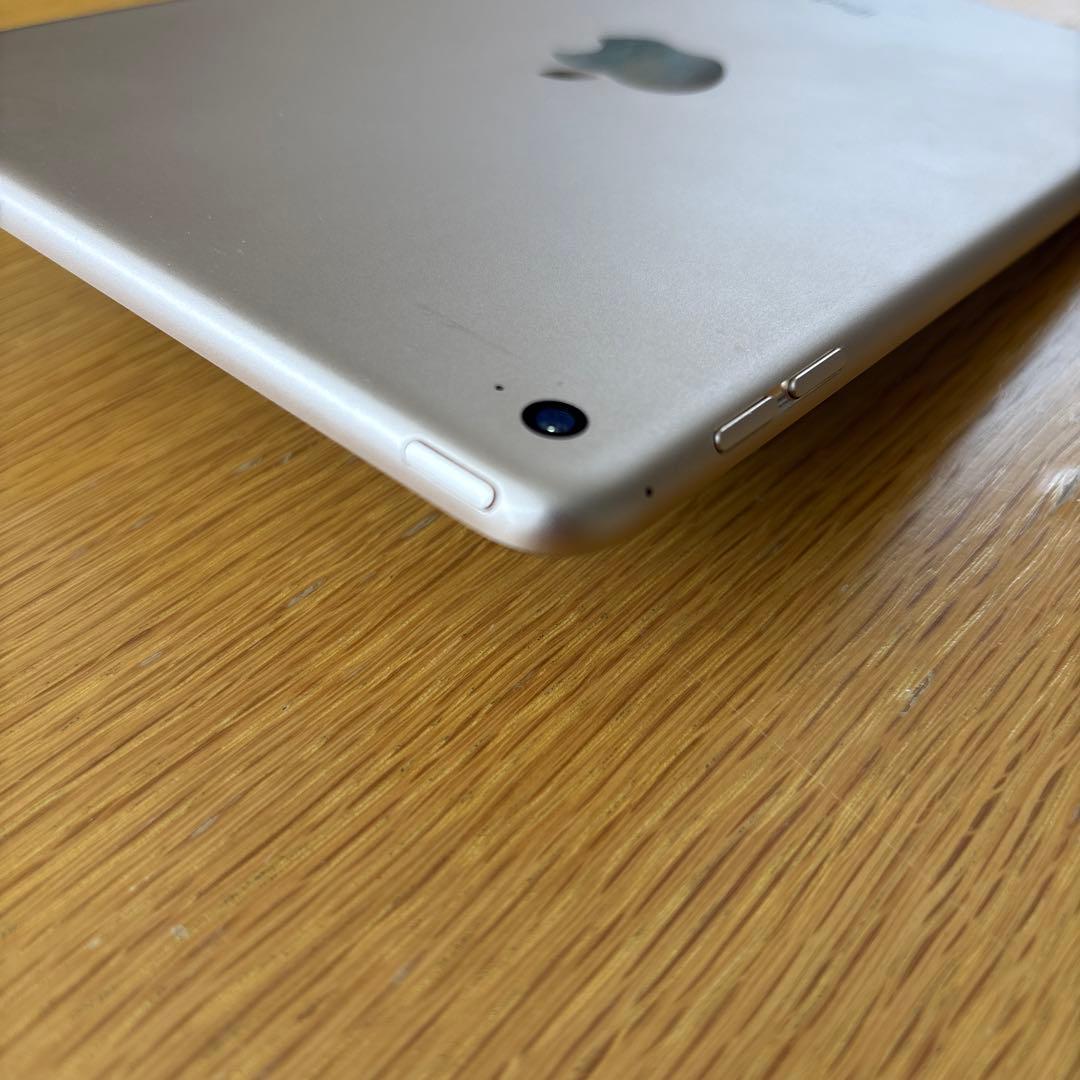 iPad mini 4 Wi-Fiモデル 128GB