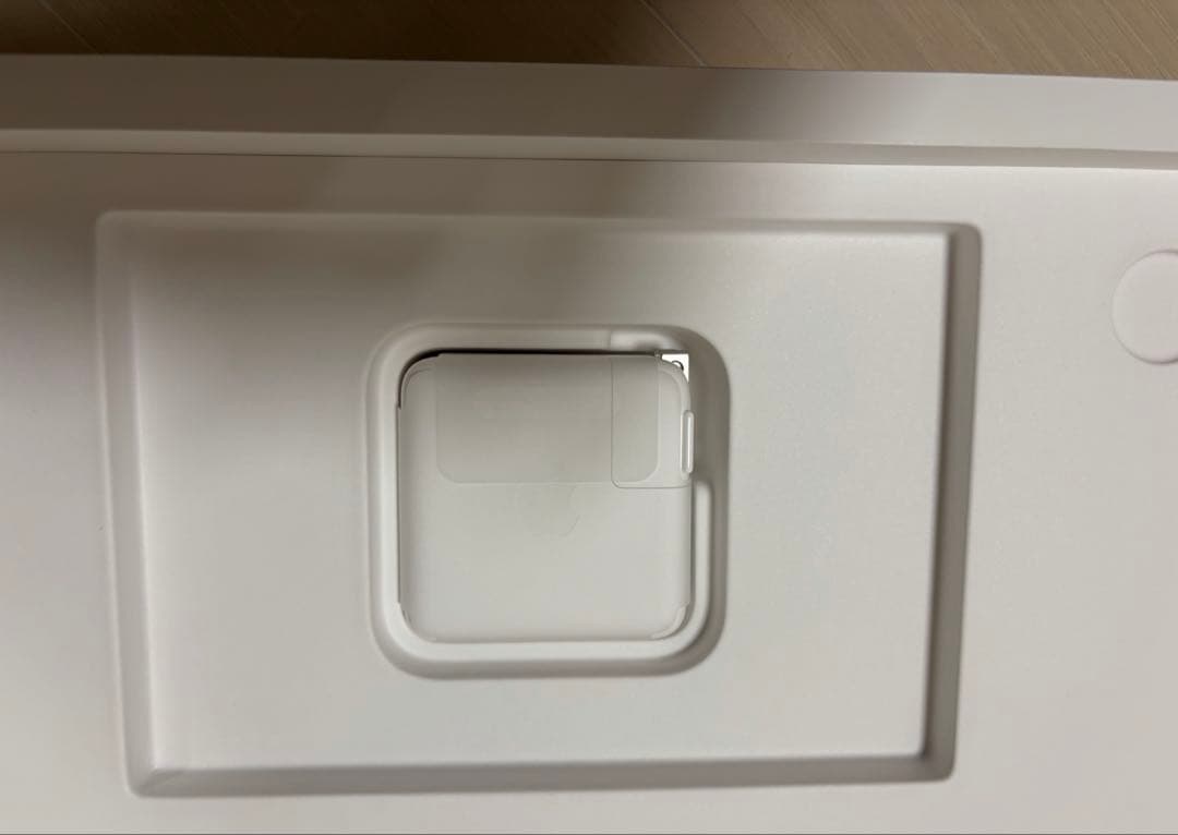 【即日配送】未使用級！　MacBook Pro 14 (M5/24GB/1TB)